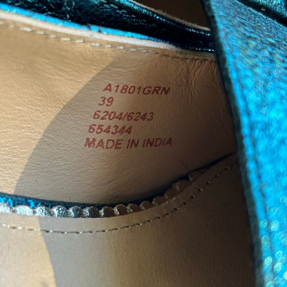 Boden Iris Ghillie Heeled Loafers in ponderosa pine metallic coated leather 39 8 - Picture 8 of 8